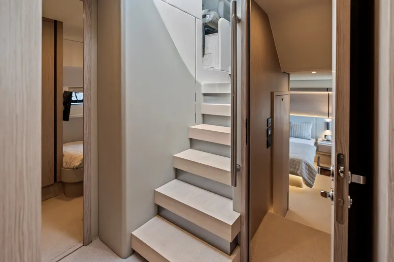 Slide: The Image of Azimut Fly 53 2026 - 7288423