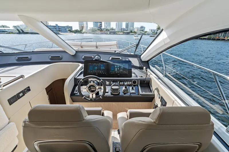 Slide: The Image of Azimut Fly 53 2026 - 7288405