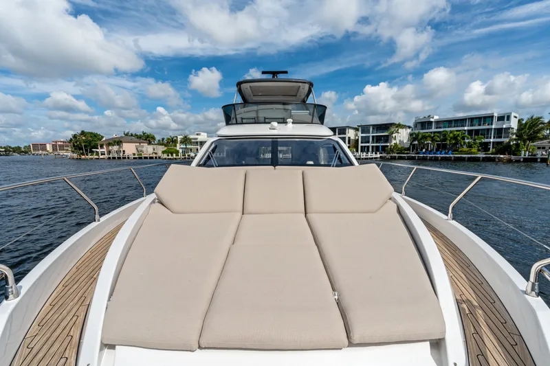 Slide: The Image of Azimut Fly 53 2026 - 7288367