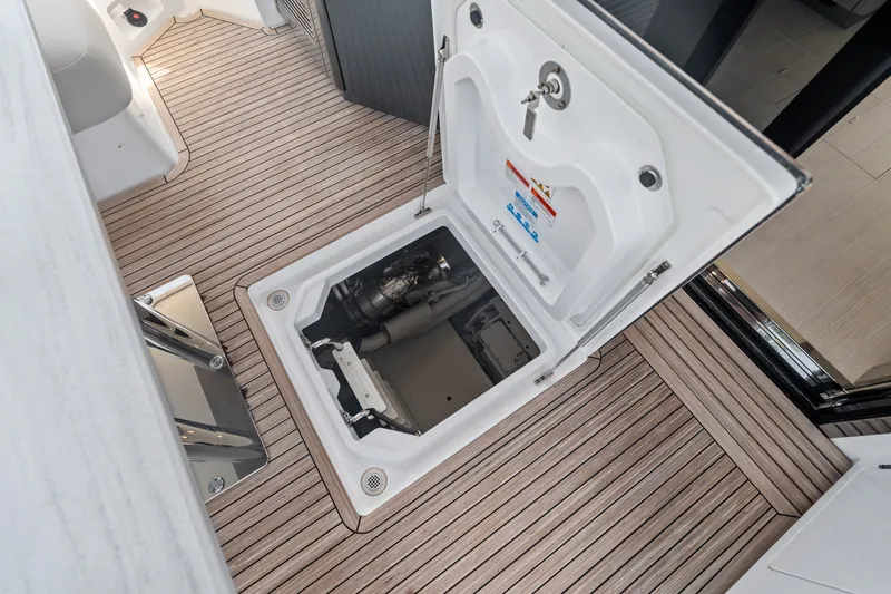 Slide: The Image of Azimut Fly 53 2026 - 7288430