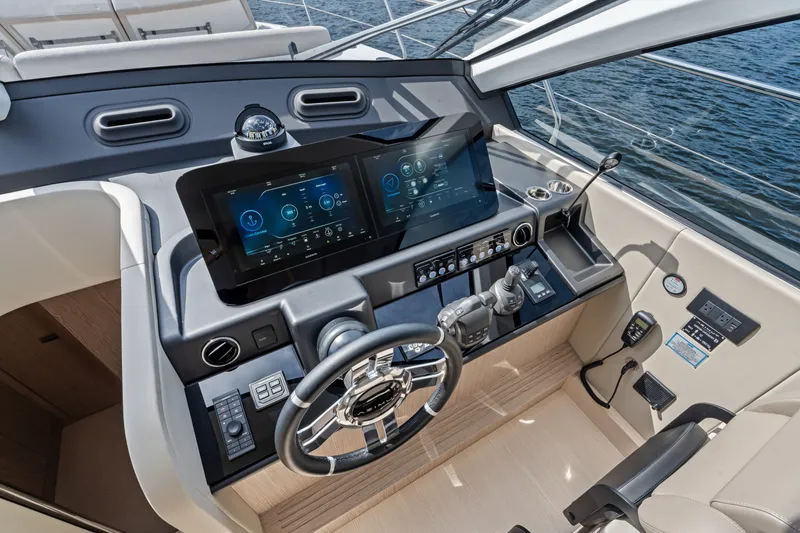 Slide: The Image of Azimut Fly 53 2026 - 7288408