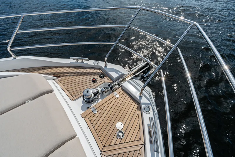 Slide: The Image of Azimut Fly 53 2026 - 7288366