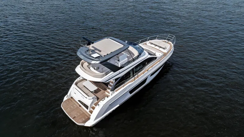 Slide: The Image of Azimut Fly 53 2026 - 7288362