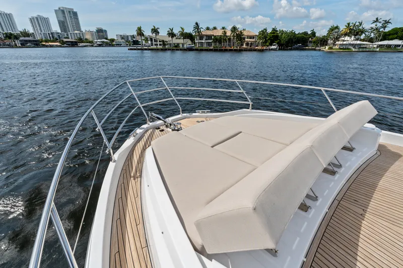 Slide: The Image of Azimut Fly 53 2026 - 7288365