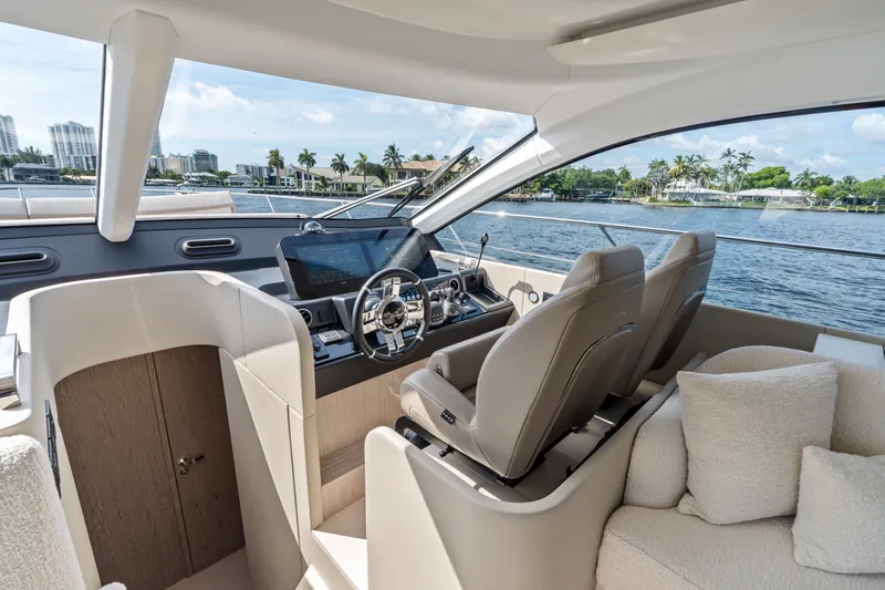 Slide: The Image of Azimut Fly 53 2026 - 7288406