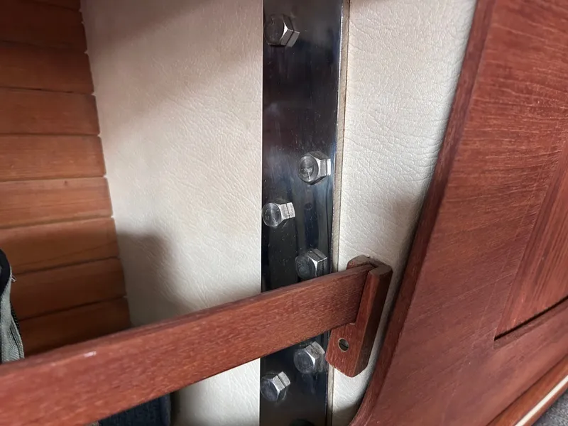 Slide: The Image of Sabre Mark II 1989 - 6030684