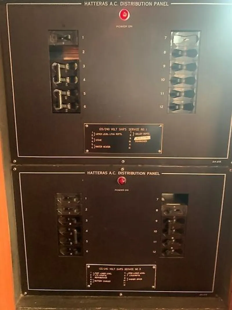 Slide: The Image of 0005607990 - 5993677