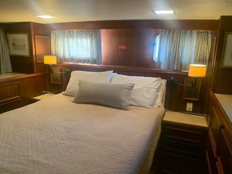 Slide: The Image of 0005608017 - 5993701