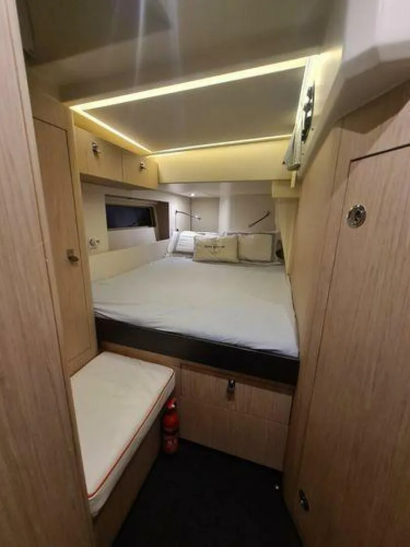 Slide: The Image of Beneteau Oceanis Yacht 62 2022 - 5993859