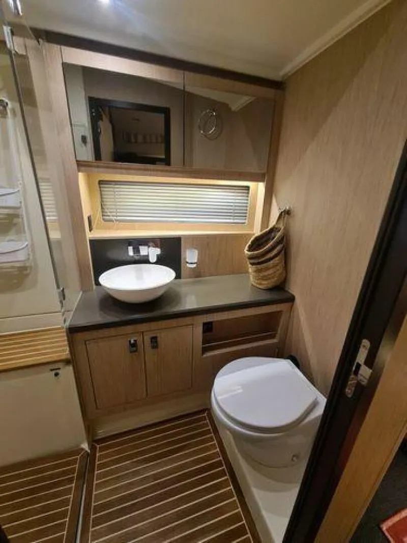 Slide: The Image of Beneteau Oceanis Yacht 62 2022 - 5993863