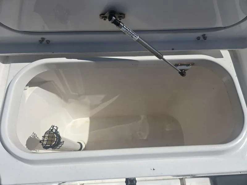 Slide: The Image of True World Marine TE2810 2008 - 5993948