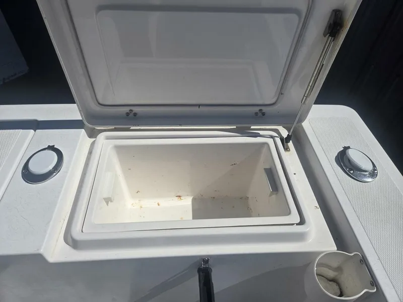 Slide: The Image of True World Marine TE2810 2008 - 5993949