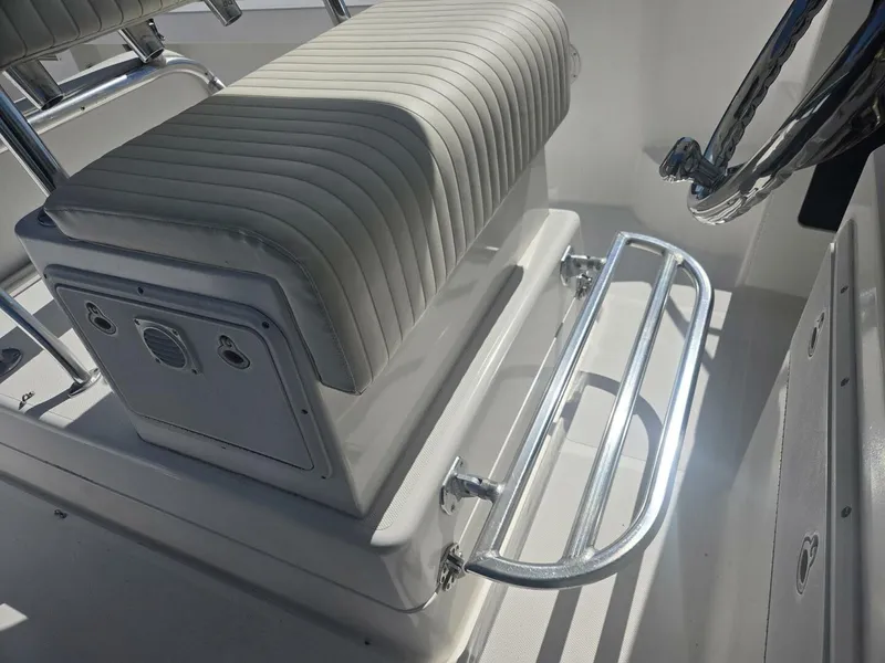 Slide: The Image of True World Marine TE2810 2008 - 5993952