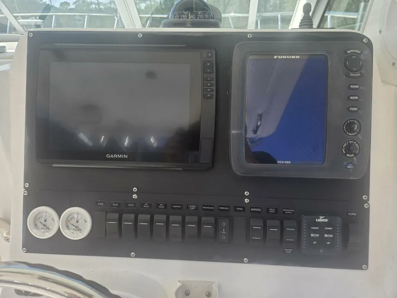 Slide: The Image of True World Marine TE2810 2008 - 5993960