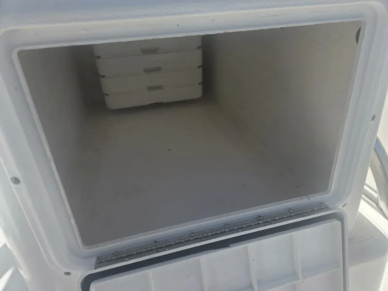 Slide: The Image of True World Marine TE2810 2008 - 5993962