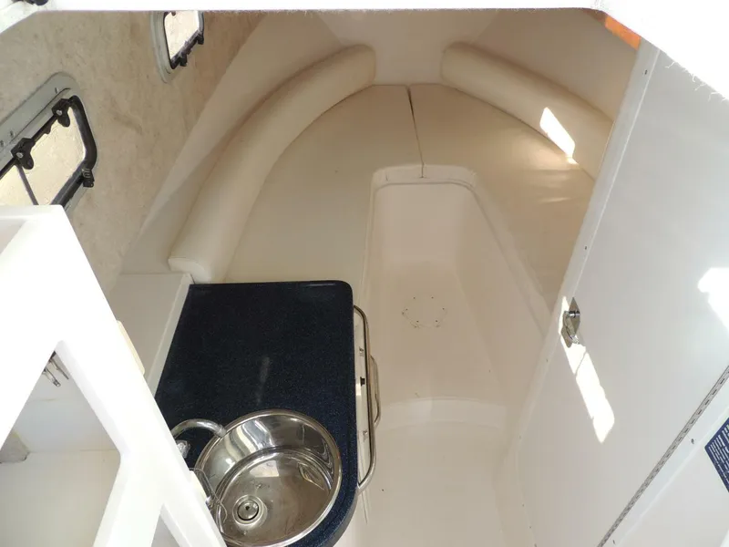 Slide: The Image of True World Marine TE2810 2008 - 5993971