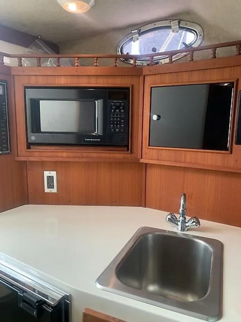 Slide: The Image of 0005611142 - 5994037