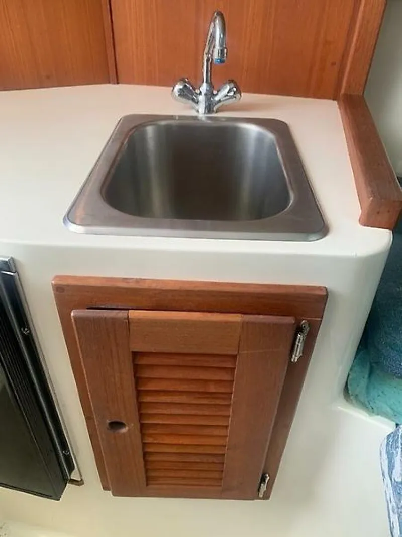 Slide: The Image of 0005611155 - 5994039