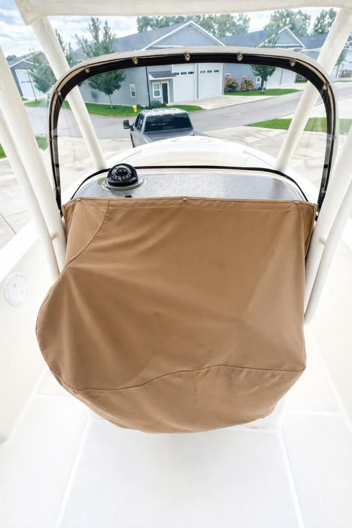 Slide: The Image of Pursuit C 260 Center Console 2017 - 5994179