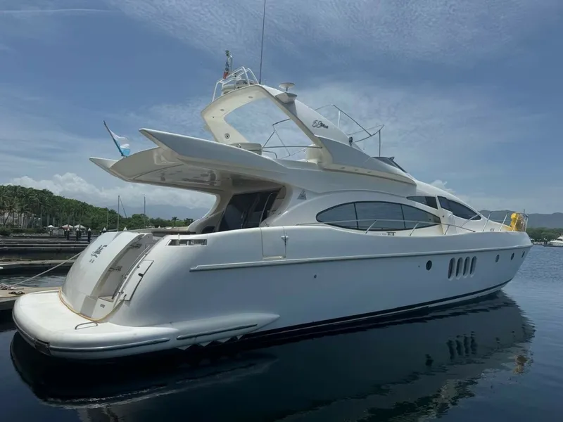 The Image of Azimut 68 Plus 2001 - 5994291