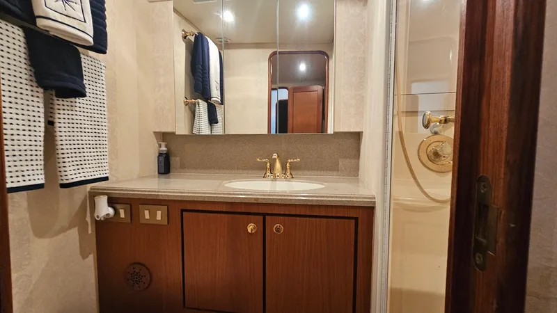 Slide: The Image of Ocean 70 SUPER SPORT 2000 - 5994889