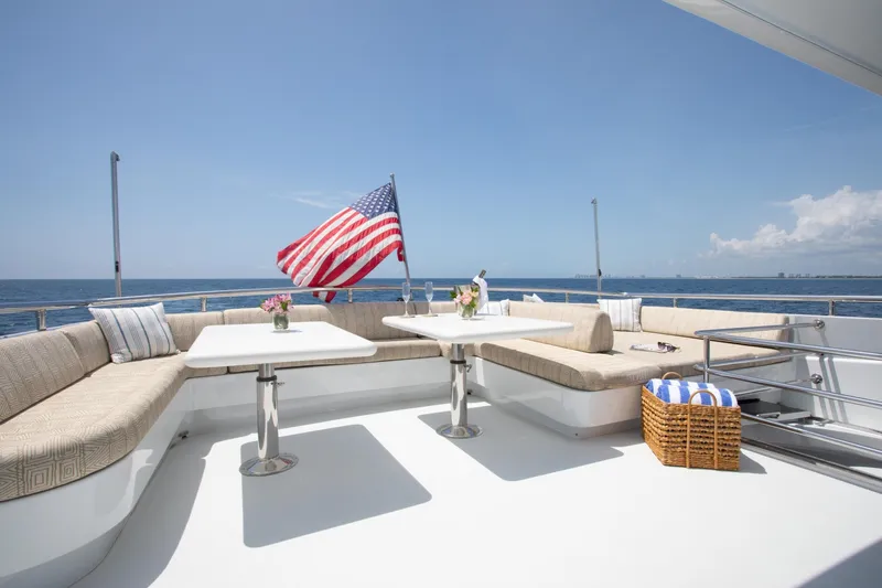 Slide: The Image of Sun Deck - 6019914