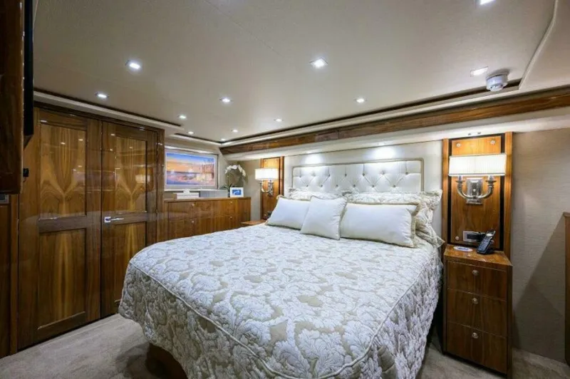 Slide: The Image of Viking 72 Knot Again - Master Stateroom 2020 Viking 72 Convertible KNOT AGAIN - 5994930