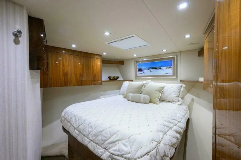 Slide: The Image of Viking 72 Knot Again - Forward Stateroom 2020 Viking 72 Convertible KNOT AGAIN - 5994932