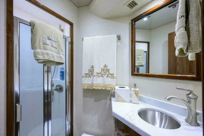 Slide: The Image of Viking 72 Knot Again - Guest Head 2020 Viking 72 Convertible KNOT AGAIN - 7674743