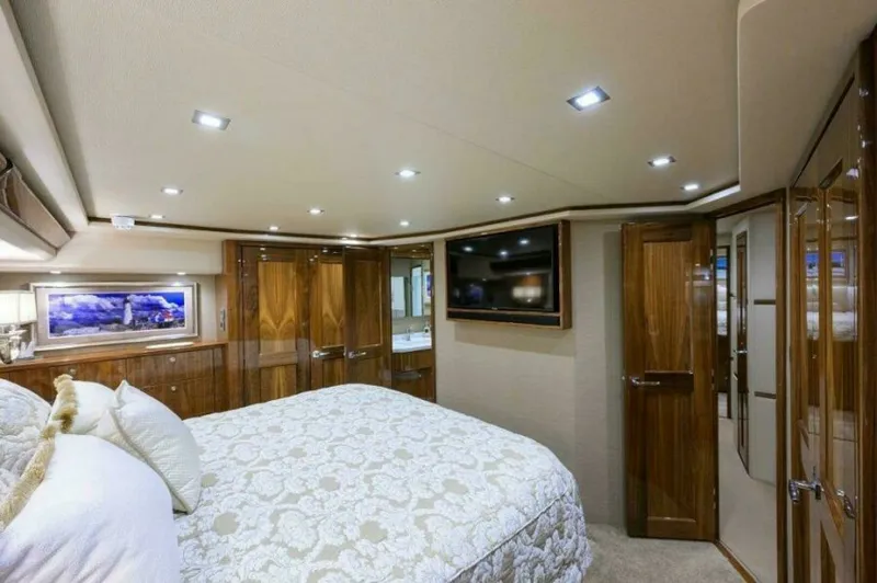 Slide: The Image of Viking 72 Knot Again - Master Stateroom 2020 Viking 72 Convertible KNOT AGAIN - 7674734