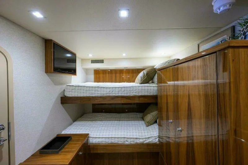 Slide: The Image of Viking 72 Knot Again - Crew 2020 Viking 72 Convertible KNOT AGAIN - 7674744