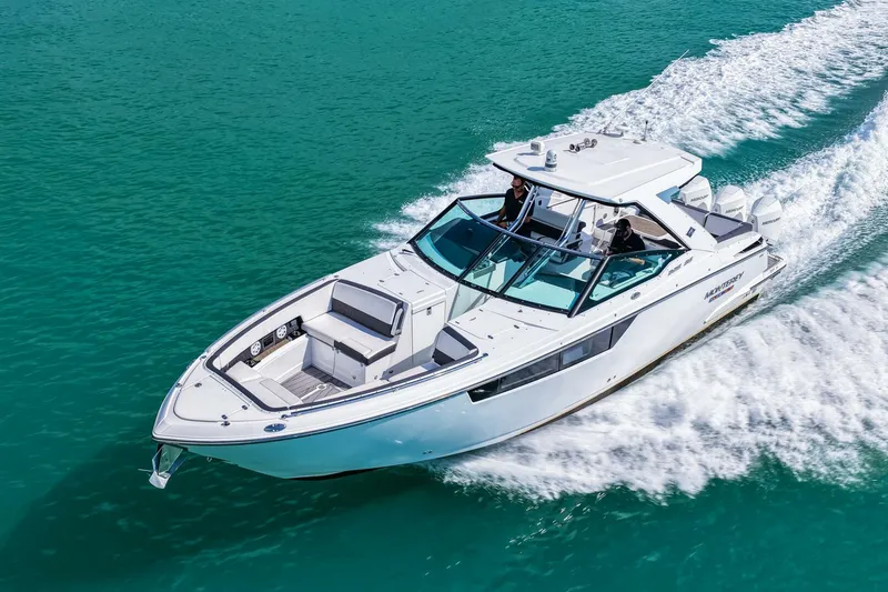 Slide: The Image of 2023 Monterey 385 SS - 5995246