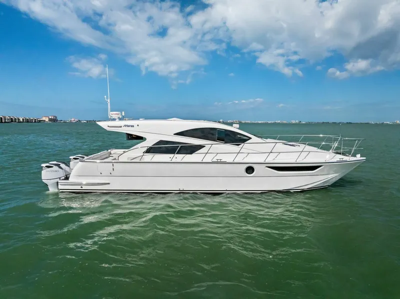 The Image of 2018 Outboard Express Catamaran 47 "Venture" - Profile - 5995843