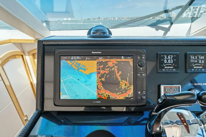 Slide: The Image of 2018 Outboard Express Catamaran 47 - 5995857