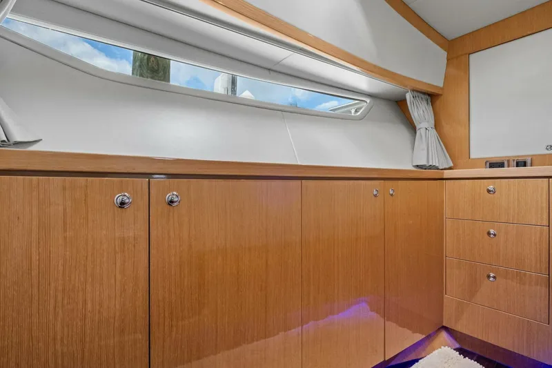 Slide: The Image of 2018 Outboard Express Catamaran 47 - 5995880