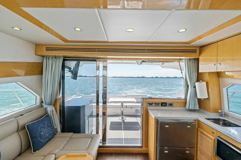 Slide: The Image of 2018 Outboard Express Catamaran 47 - 5995889