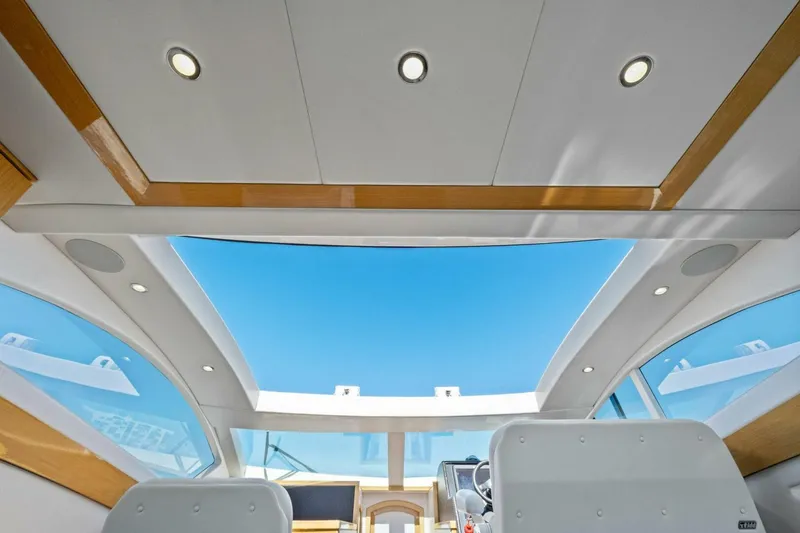 Slide: The Image of 2018 Outboard Express Catamaran 47 - 5995892