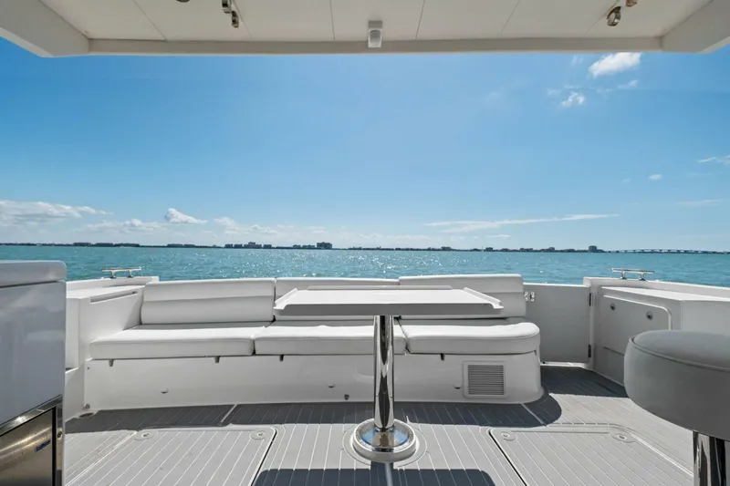 Slide: The Image of 2018 Outboard Express Catamaran 47 - 5995893