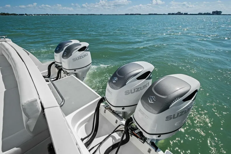 Slide: The Image of 2018 Outboard Express Catamaran 47 - Engine - 5995897