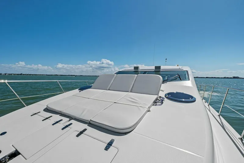 Slide: The Image of 2018 Outboard Express Catamaran 47 - 5995903