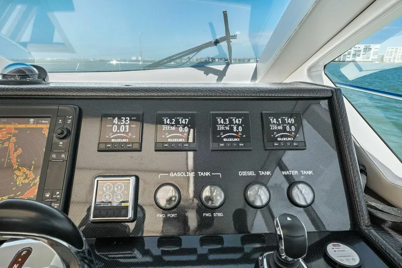Slide: The Image of 2018 Outboard Express Catamaran 47 - 5995853