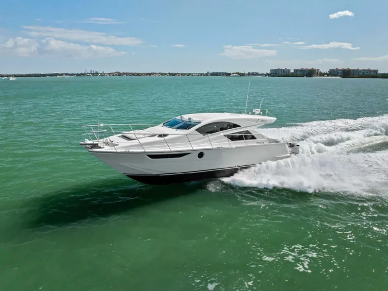 Slide: The Image of 2018 Outboard Express Catamaran 47 - 5995924