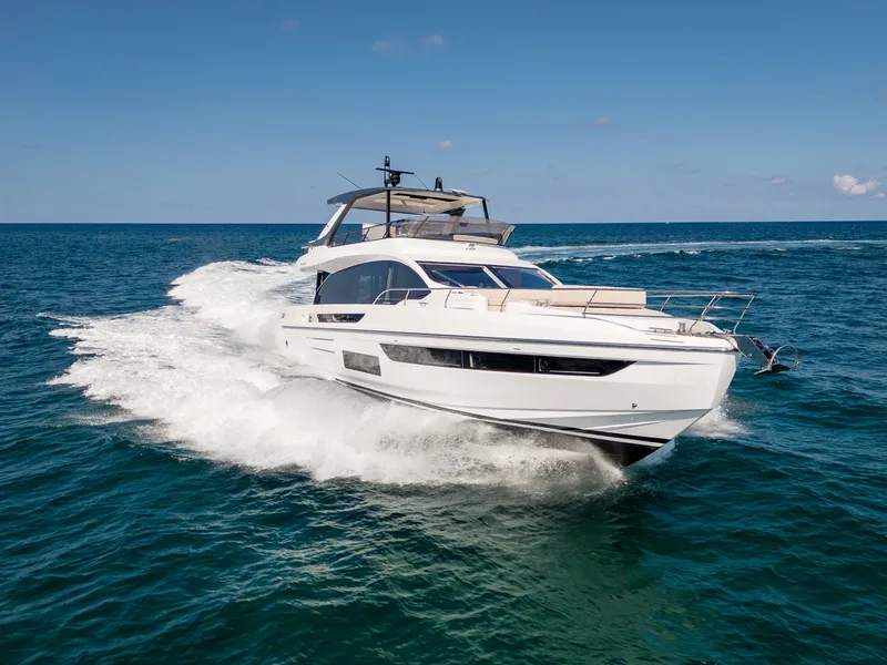 The Image of Azimut Fly 72 2026 - 6134532