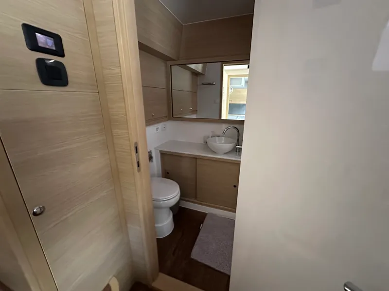 Slide: The Image of Aquila 54 Yacht 2024 - 6049240