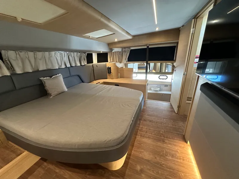 Slide: The Image of Aquila 54 Yacht 2024 - 6049248