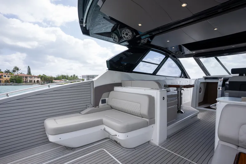 Slide: The Image of Cruisers 50 GLS 2024 - 6055429