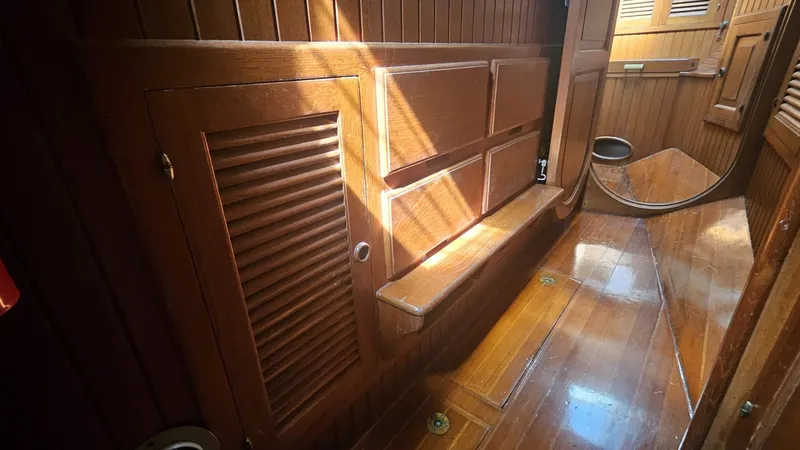 Slide: The Image of Hans Christian 33T 1985 - 6002951