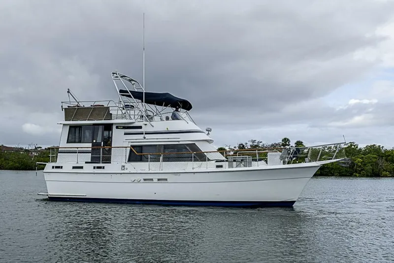 Slide: The Image of Gulfstar 44 Motor Yacht 1985 - 5996386