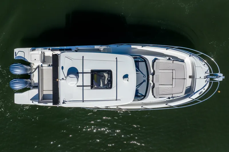 Slide: The Image of Jeanneau Leader 10.5 WA S2 2024 - 5996764