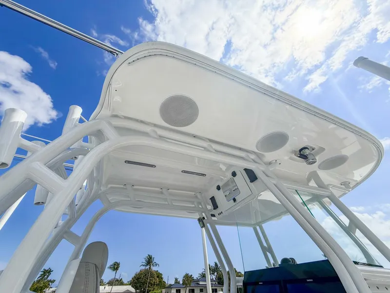 Slide: The Image of Cape Horn Yachts 34 XS 2024 - 5996970